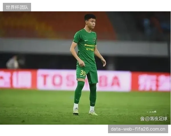 浙江队的年轻前锋王钰栋成为本赛季亮点，其门前效率和比赛参与度远超同龄人。